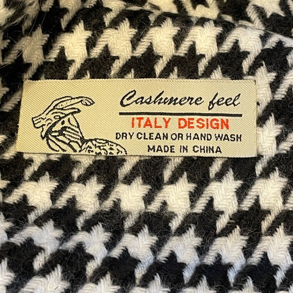 Cashmink Hounds Tooth Italian Scarves 1 black and white and 1 brown and white - Picture 4 of 7